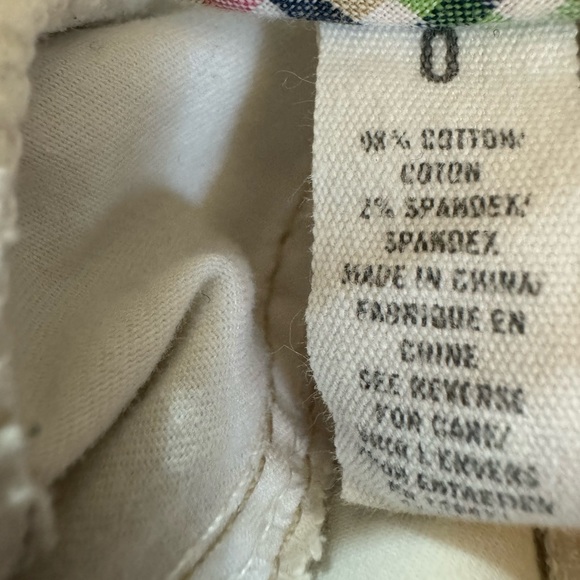 Aeropostale jean shorts used like new size 0, 4 pockets 2 front 2 back. - Picture 8 of 10